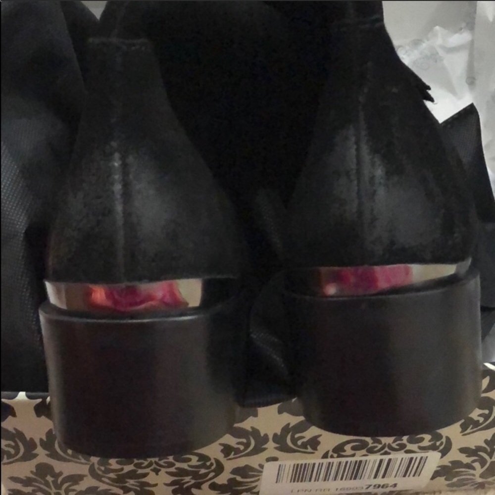 BLACK Stride Chelsea Boot - Shoe - Picture 6 of 9